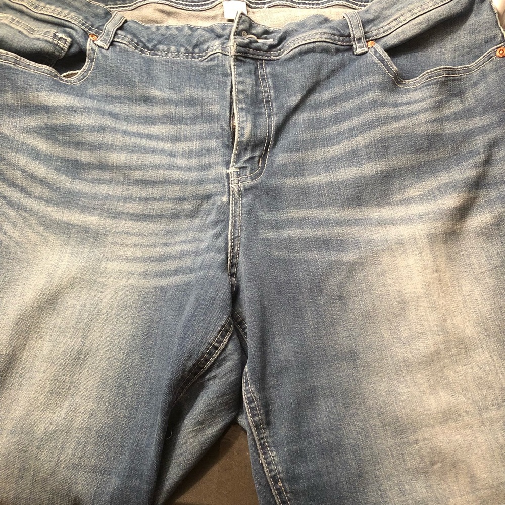 Jeans - Picture 2 of 4